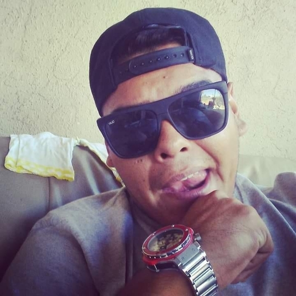 Meet your Posher, Chuy - Picture 1 of 1